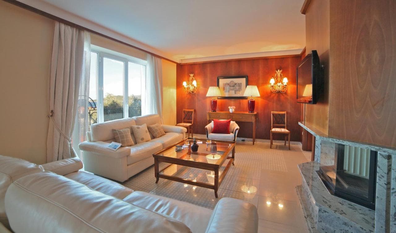 Villa in Sveti Stefan - Photo 10