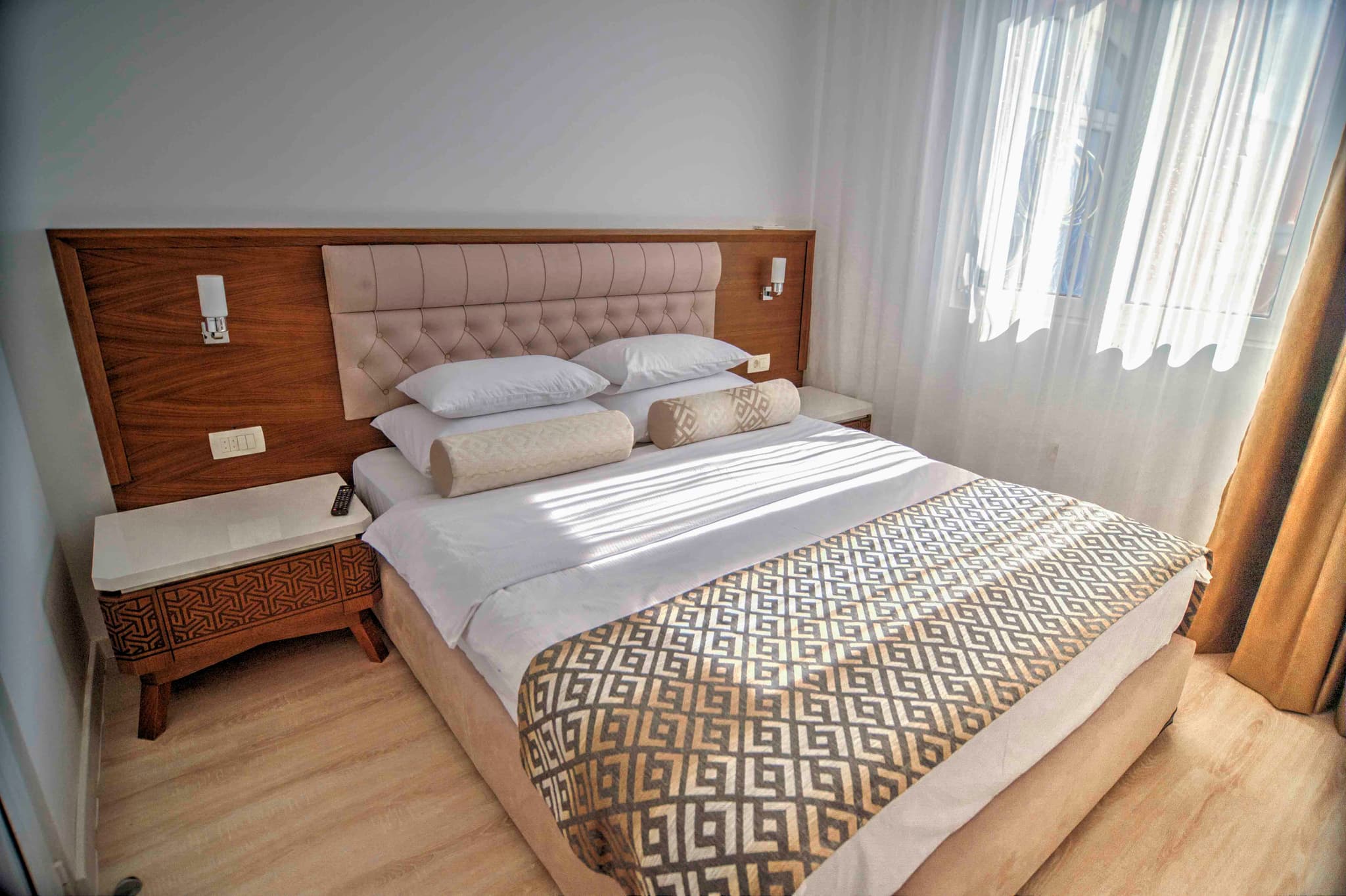 Hotel in Sveti Stefan - Photo 7
