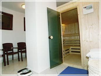 sauna-4.jpg