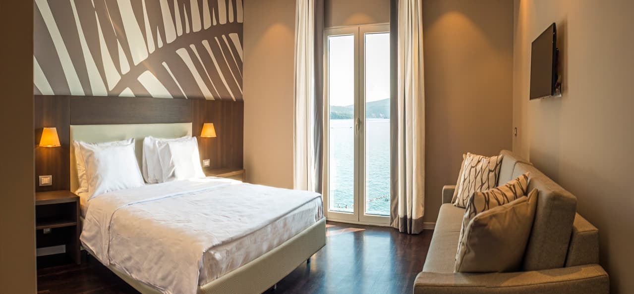 Hotel in Tivat - Photo 11