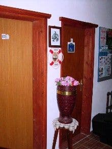 20070701_084412_hodnik_unutra.JPG