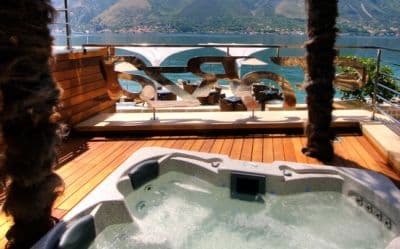 jacuzzi.jpg