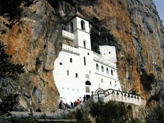 Ostrog Monastery Pilgrimage: Route, Etiquette and 2000 Archive