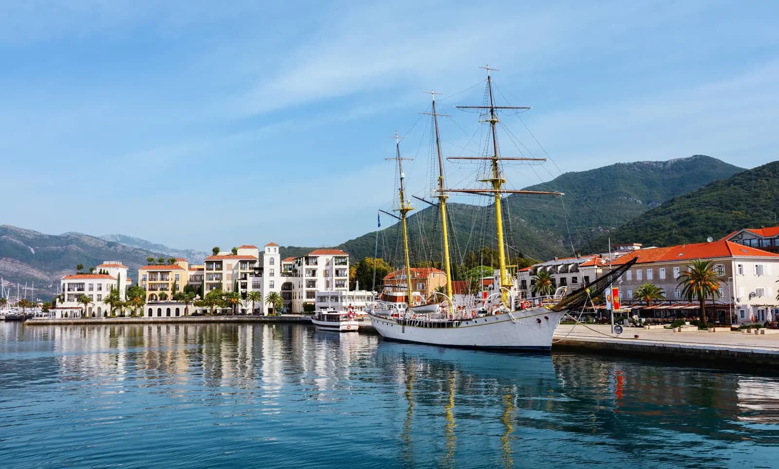 Invierno y los Mejores Hoteles en Tivat