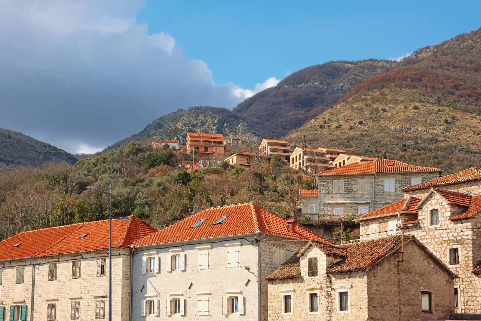 Kamenari, Morinj