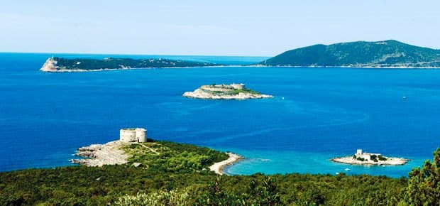 Spend your vacation on the heavenly beaches of the blue Adriatic