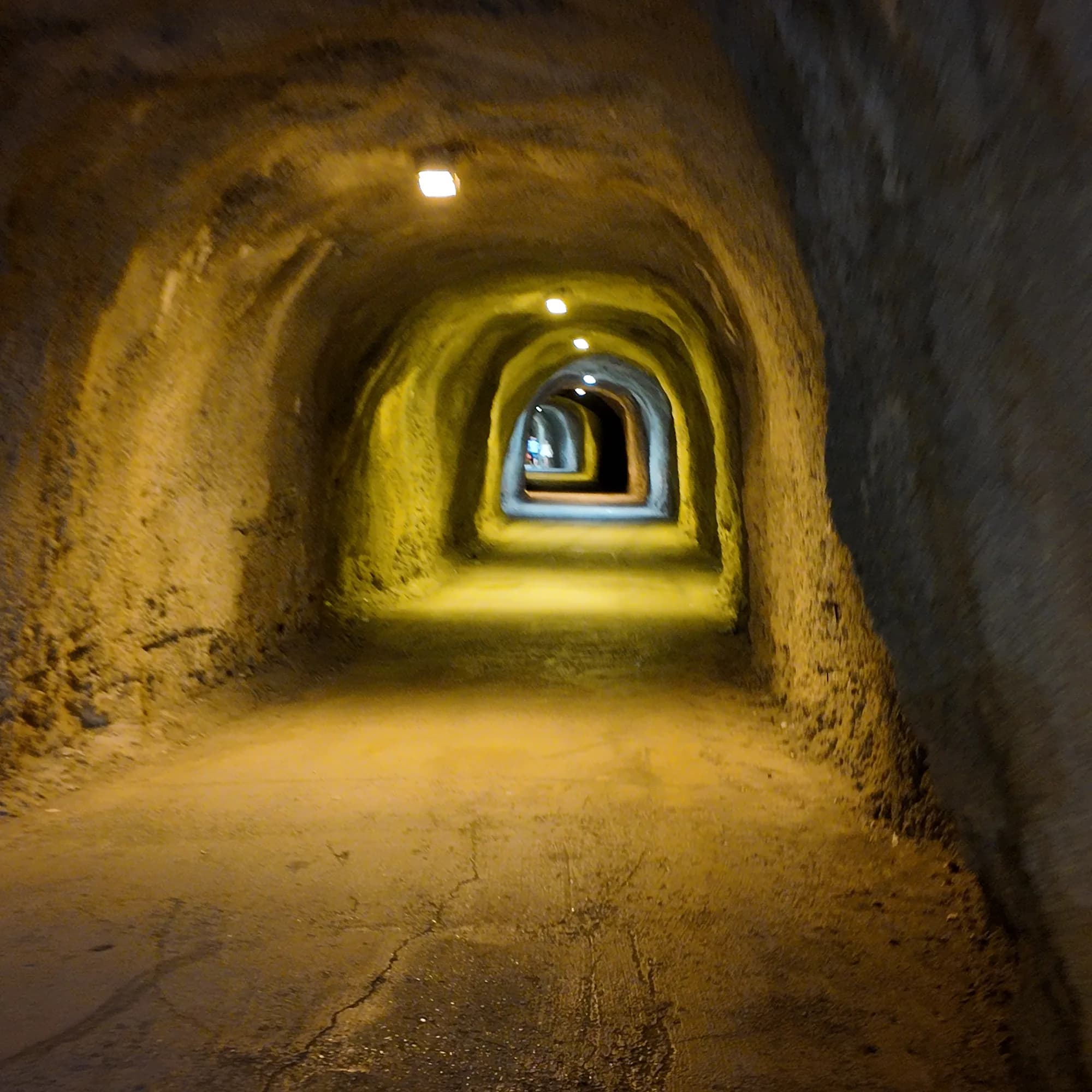 The tunnel to Kamenovo — Rafailovići