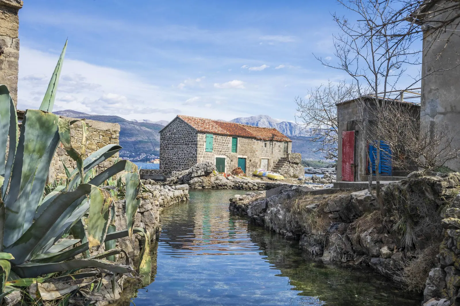 Kamenari, Montenegro